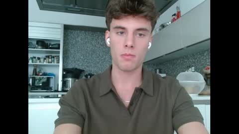 Snapshot of joel_friendly chatting on March 17, 2026, 1:36 pm JOEL online show from March 17, 2026, 1:36 pm