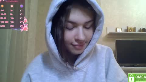 Jennifer online show from April 27, 2026, 6:39 pm