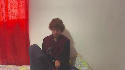 Snapshot of joelnclouds chatting on February 4, 2026, 6:58 pm Joel online show from February 4, 2026, 6:58 pm