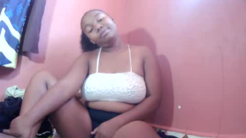 joenah012 online show from July 15, 2026, 6:40 am