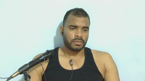 johan2222222222 online show from September 16, 2025, 5:41 am