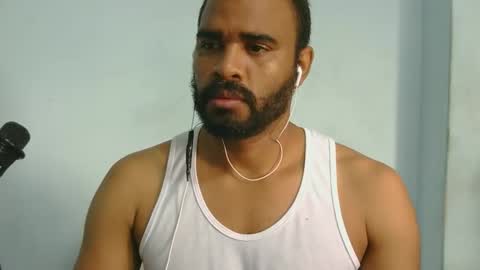 johan2222222222 online show from February 2, 2026, 2:05 pm