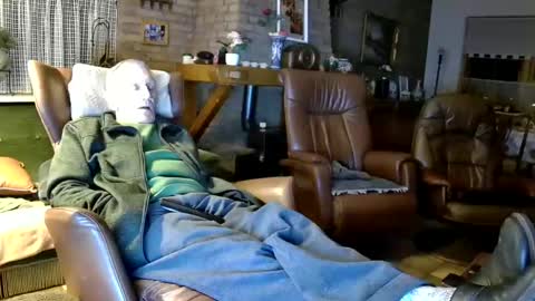 Snapshot of johan7_heet chatting on December 3, 2024, 7:00 pm johan7 heet online show from December 3, 2024, 7:00 pm