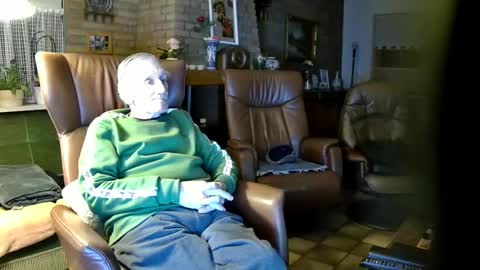 Snapshot of johan7_heet chatting on December 14, 2024, 7:36 pm johan7 heet online show from December 14, 2024, 7:36 pm