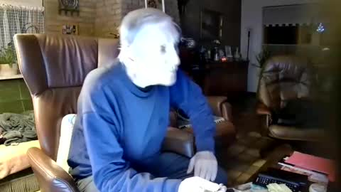 Snapshot of johan7_heet chatting on December 28, 2024, 7:33 pm johan7 heet online show from December 28, 2024, 7:33 pm