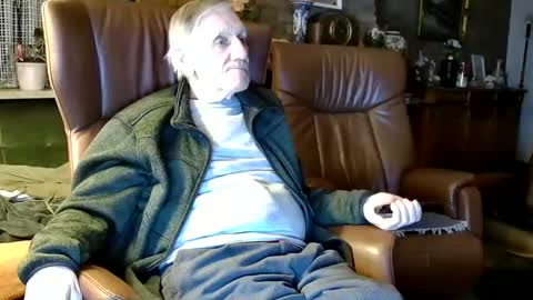 Snapshot of johan7_heet chatting on January 29, 2025, 5:35 pm johan7 heet online show from January 29, 2025, 5:35 pm