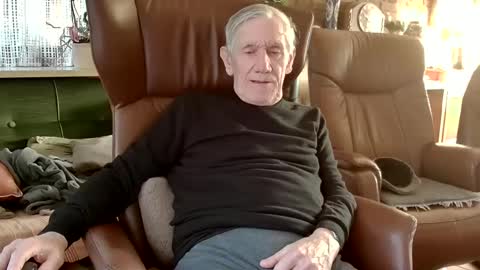 Snapshot of johan7_heet chatting on February 6, 2025, 3:31 pm johan7 heet online show from February 6, 2025, 3:31 pm