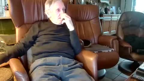 Snapshot of johan7_heet chatting on February 27, 2025, 4:32 pm johan7 heet online show from February 27, 2025, 4:32 pm