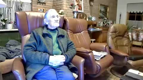 Snapshot of johan7_heet chatting on December 16, 2025, 4:45 pm johan7 heet online show from December 16, 2025, 4:45 pm