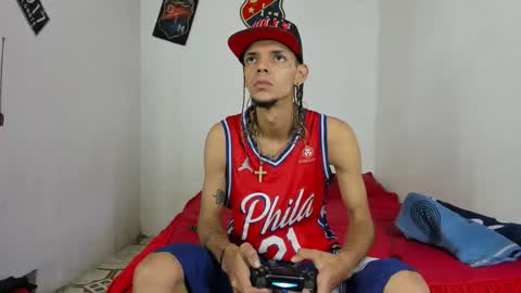 Snapshot of johan_and_antonella chatting on February 8, 2025, 11:02 pm johan_and_antonella online show from February 8, 2025, 11:02 pm