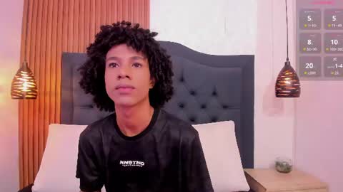 Snapshot of johan_gz_ chatting on June 14, 2026, 1:02 pm Johan online show from June 14, 2026, 1:02 pm