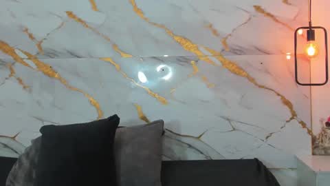 Snapshot of johan_miller1 chatting on September 21, 2025, 12:23 am johan online show from September 21, 2025, 12:23 am