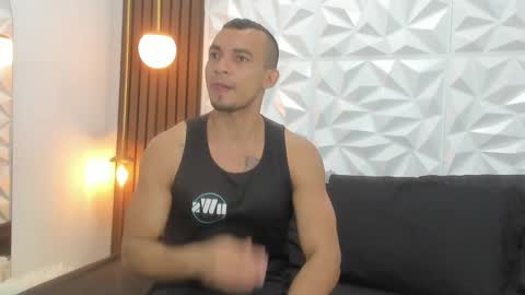 Snapshot of johan_miller1 chatting on October 8, 2025, 1:03 am johan online show from October 8, 2025, 1:03 am