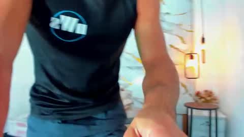 Snapshot of johan_miller1 chatting on November 1, 2025, 10:17 am johan online show from November 1, 2025, 10:17 am