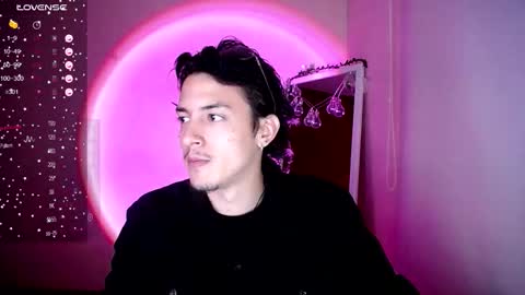 Snapshot of johan_parker222 chatting on February 8, 2026, 5:55 am johan_parker222 online show from February 8, 2026, 5:55 am