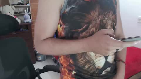 JOHAN independient model online show from February 16, 2026, 3:41 pm