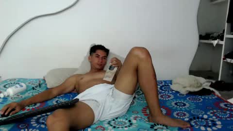 johanoro333 online show from March 8, 2026, 1:47 am