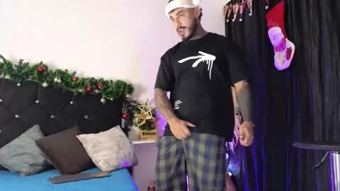 John  online show from November 14, 2025, 11:20 am