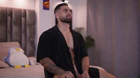 john online show from February 26, 2025, 12:27 am