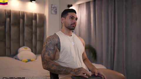 john online show from September 25, 2025, 1:20 am