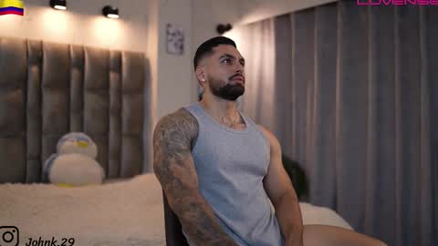 john online show from November 19, 2025, 11:27 pm