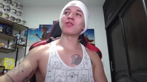 Snapshot of john_s117 chatting on January 14, 2025, 5:30 am JOHN online show from January 14, 2025, 5:30 am