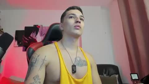 Snapshot of john_s117 chatting on December 2, 2025, 1:11 am JOHN online show from December 2, 2025, 1:11 am