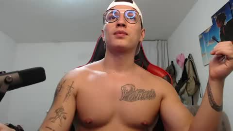 Snapshot of john_s117 chatting on July 3, 2026, 10:38 pm JOHN online show from July 3, 2026, 10:38 pm