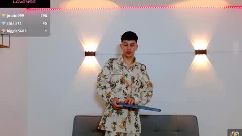 john_ssnow29 online show from November 29, 2025, 10:29 am