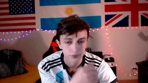 Snapshot of john_winx chatting on March 5, 2026, 7:54 pm john_winx online show from March 5, 2026, 7:54 pm