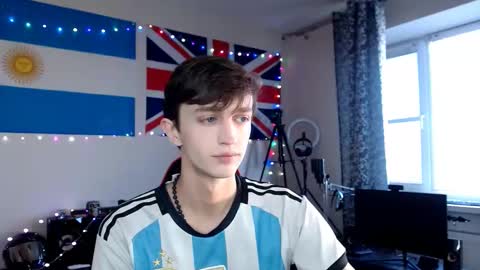 Snapshot of john_winx chatting on March 12, 2026, 1:06 pm john_winx online show from March 12, 2026, 1:06 pm