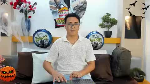 Snapshot of johnbelrose chatting on October 20, 2025, 7:36 pm johnbelrose online show from October 20, 2025, 7:36 pm