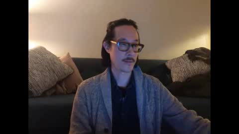 Snapshot of johneelicks chatting on October 24, 2025, 8:22 am Johnee online show from October 24, 2025, 8:22 am