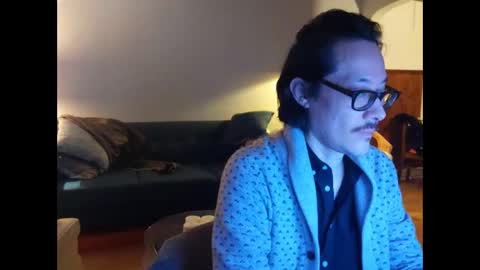 Snapshot of johneelicks chatting on March 8, 2026, 9:13 am Johnee online show from March 8, 2026, 9:13 am