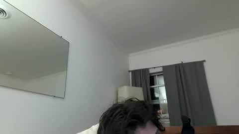 johnjohn online show from September 10, 2025, 2:55 am