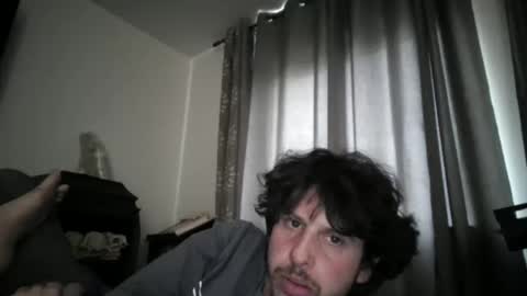 Snapshot of johnjohn90909 chatting on April 25, 2026, 7:33 pm johnjohn online show from April 25, 2026, 7:33 pm