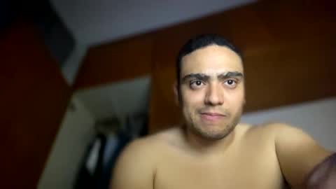 Snapshot of johnjow10 chatting on February 11, 2025, 5:37 am JOHN online show from February 11, 2025, 5:37 am