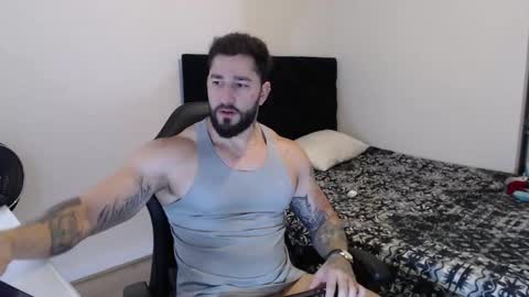 Snapshot of johnklleyn chatting on December 21, 2024, 7:16 pm john online show from December 21, 2024, 7:16 pm