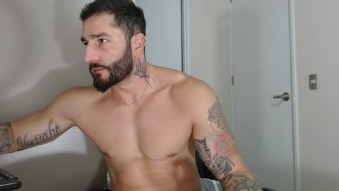 Snapshot of johnklleyn chatting on March 7, 2025, 12:26 am john online show from March 7, 2025, 12:26 am