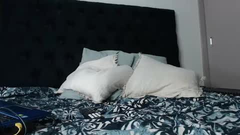 Snapshot of johnklleyn chatting on September 8, 2025, 8:30 pm john online show from September 8, 2025, 8:30 pm