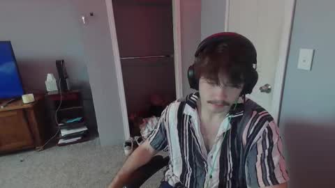 Snapshot of johnlights0 chatting on December 16, 2025, 8:47 pm John Lights online show from December 16, 2025, 8:47 pm