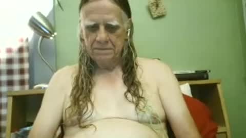 Snapshot of johnnieq1971 chatting on July 20, 2026, 12:58 am johnnieq1971 online show from July 20, 2026, 12:58 am