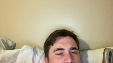 Snapshot of johnnsmithh250 chatting on May 19, 2026, 12:22 pm johnnsmithh250 online show from May 19, 2026, 12:22 pm