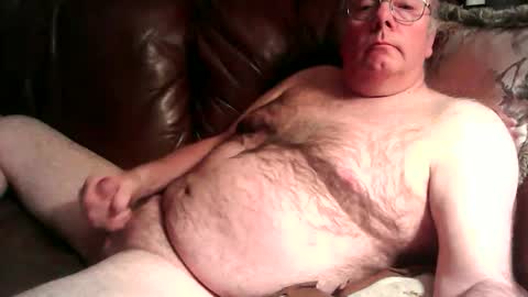 Snapshot of johnny61m chatting on December 4, 2025, 7:28 am Johnny online show from December 4, 2025, 7:28 am