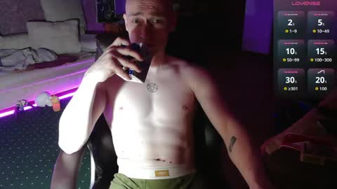 Johnny online show from May 3, 2026, 7:53 pm