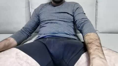 johnny_yaa online show from February 3, 2026, 4:12 pm