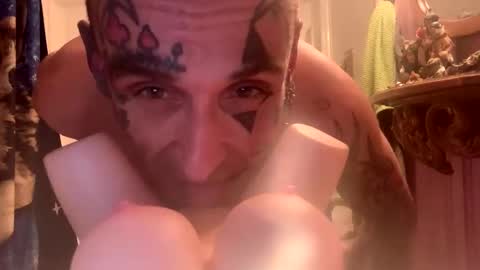 Snapshot of johnnyct36 chatting on March 8, 2025, 12:22 am johnnyct36 online show from March 8, 2025, 12:22 am