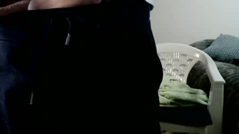 johnnydeepbig online show from February 8, 2026, 2:04 am