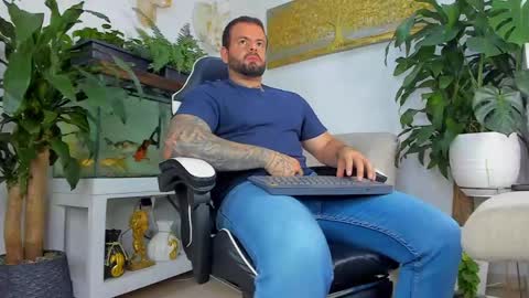 Snapshot of johnnygrayson_ chatting on May 9, 2026, 2:06 am JOHNNY online show from May 9, 2026, 2:06 am