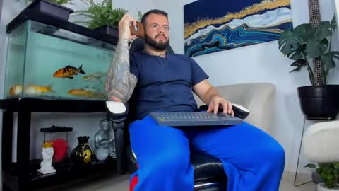 Snapshot of johnnygrayson_ chatting on May 31, 2026, 1:14 am JOHNNY online show from May 31, 2026, 1:14 am